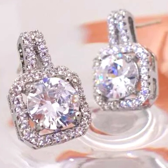 Swarovski Elements Crystal Square Earrings - Picture 1 of 7